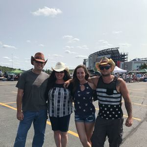 Meet your Posher, Cortney